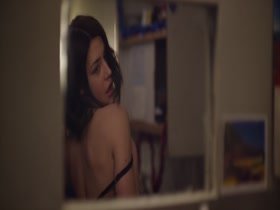 Adele Exarchopoulos Lingerie , Sexy Dance In perdument (2016) 2