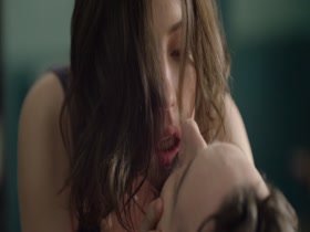 Adele Exarchopoulos Kissing , Horny In perdument (2016) 20