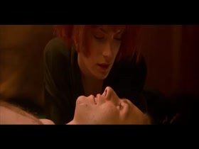 Lara Flynn Boyle hot scene in Mobsters 12