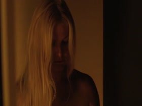 Whitney Able nude, bathtub scene in Dark (2015) 5