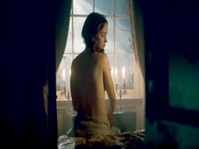 Emily Blunt nude, side boobs scene In The Wolfman 11