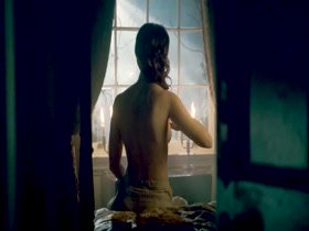 Emily Blunt nude, side boobs scene In The Wolfman 5