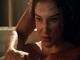 Hanna Mangan Lawrence Bathtub , Sensual in Spartacus: Vengeance (series) (2010) 15
