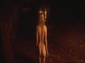 Hannah Murray nude, butt scene in Bridgend 20