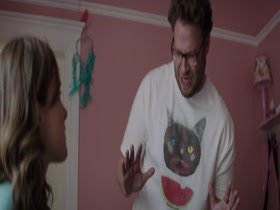 Rose Byrne Flasing , Tits in Neighbors (2014) 17