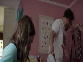 Rose Byrne Flasing , Tits in Neighbors (2014) 9