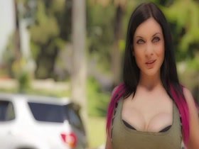 Dani Thompson in Axe To Grind (2015) 4