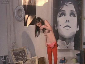 Edie Sedgwick nude , boobs scene in Ciao Manhattan 5