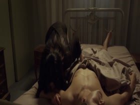 Marta Flich, Almudena Leon, Alina Nastase in Vampyres (2015) 10