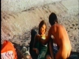 Ornella Mutiin beach , nude scene in Il Sole Nella Pelle 5