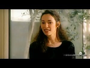 Isabelle Le Nouvel in De si jolies sorcieres (2001) 2