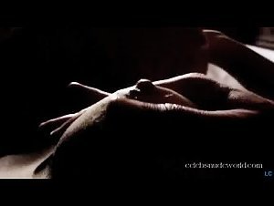 Margot Stilley Kissing , boobs scene in 9 Songs (2004) 5