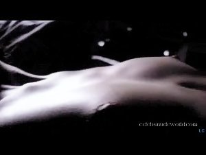 Margot Stilley Nipple , Sensual scene in 9 Songs (2004) 4