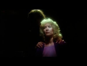 Beverly Warren , Elisabeth Brooks in Howling (1981) 3