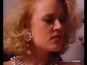 Delia Sheppard , Shannon Whirry in Animal Instincts (1992) 20