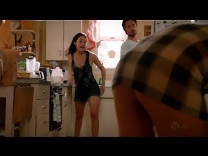 Emma Greenwell Flashing , Butt in Shameless (series) (2011) 3
