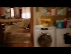 Emma Greenwell Flashing , Butt in Shameless (series) (2011) 9