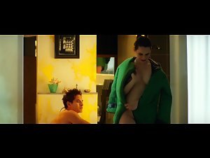 Leni Speidel bathtub , nude scene in Voyage (2013) 13