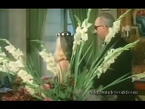 Catherine Deneuve in Belle de jour (1967) 2