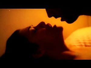 Emmy Rossum nude , bed scene in Shameless (2011) 14