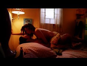 Emmy Rossum nude , bed scene in Shameless (2011) 6