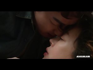 Baek Se-Ri nude, sex scene in Du Eom Ma 13