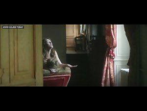 Gemma Arterton Topless ,Lingerie in Gemma Bovery (2014) 3