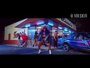 Lizzo Compilation (Update Fitness (2018)) 8
