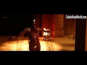 Yetide Badaki Explicit , Hot in American Gods (series) (2017) 7