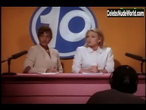 Jacqueline Lovell , Merilyn Newman in Click: Sex, Lies and Politics (1997) 4