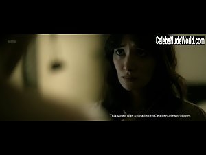 Sara Malakul Lane in Who's Watching Oliver (2017) 11