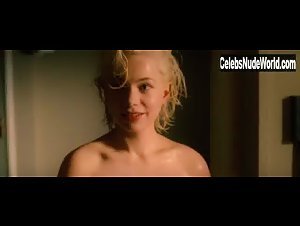 Michelle Williams in My Week with Marilyn (2011) 2