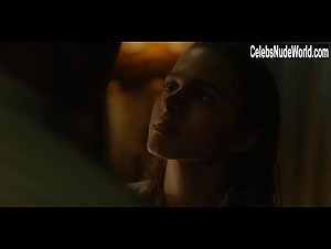 Bella Heathcote Hot , Sensual in Strange Angel (series) (2018) 12