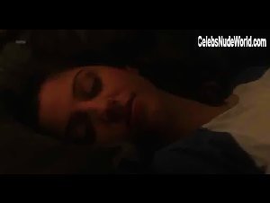 Layla Khosh in Long Nights Short Mornings (2016) 7