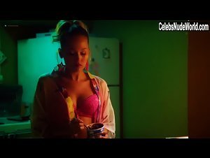 Kelli Berglund boobs , Bathtub in Now Apocalypse (series) (2019) 19