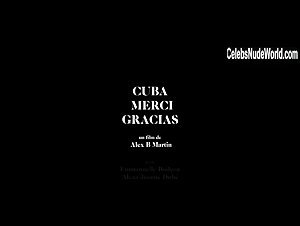 Alexa-Jeanne Dube in Cuba merci-gracias (2018) 14