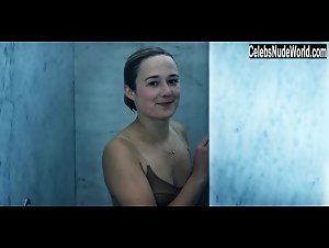 Angela Bundalovic in Rain (series) (2018) 6