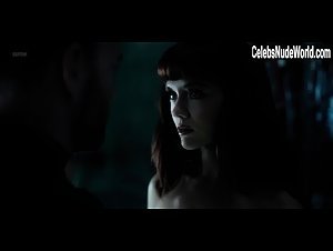 Hannah Rose May in Altered Carbon (series) (2018) 9