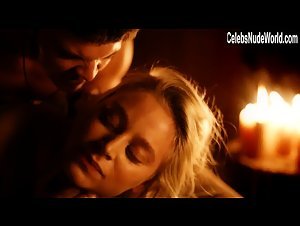 Ida Nielsen Kissing , Flashing boobs in Vikings (series) (2013) 18
