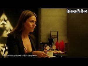 Clara Alvarado in La Casa de Papel (series) (2017) 19