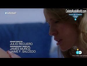 Esmeralda Moya in La verdad (series) (2018) 16