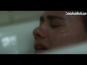 Emma Appleton Explicit , Bathtub in Traitors (series) (2019) 4