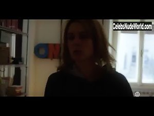 Elena Radonicich Flashing , boobs in La porta rossa (series) (2017) 17