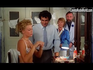 Catherine Alric in On a vole la cuisse de Jupiter (1980) 14