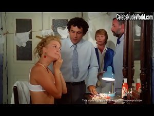 Catherine Alric in On a vole la cuisse de Jupiter (1980) 15