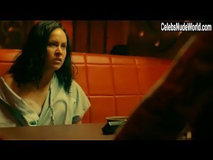 Tommie-Amber Pirie in Go-Getters (2018) 3