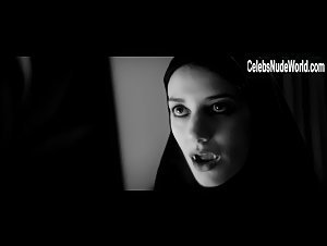 Sheila Vand in A Girl Walks Home Alone at Night (2014) 8