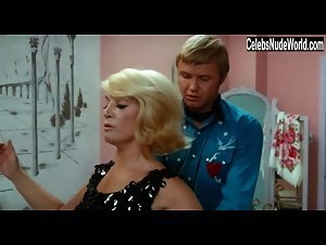 Sylvia Miles in Midnight Cowboy (1969) 19