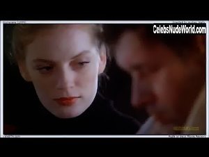 Grace Una hot scene in Guinevere (1999) 16