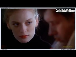 Grace Una in Guinevere (1999) 17